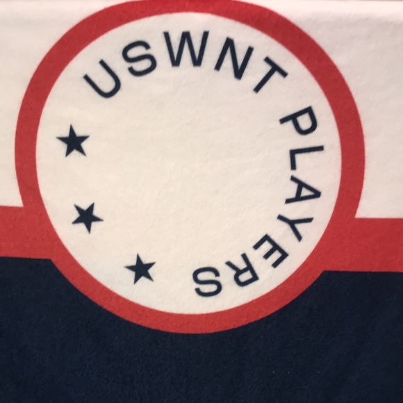 USWNT Players throw - Picture 2 of 3